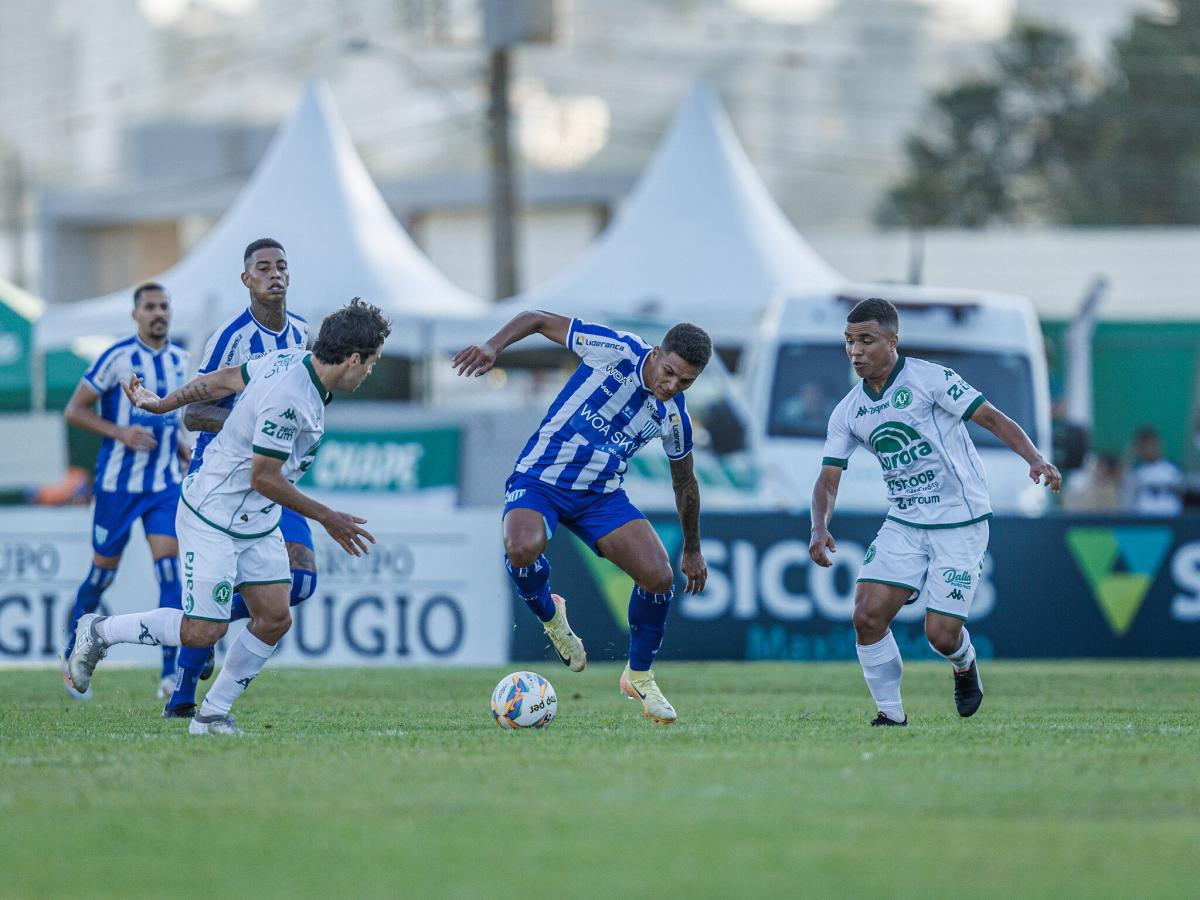 Avaí x Chapecoense: palpites, odds, onde assistir ao vivo, escalações e horário